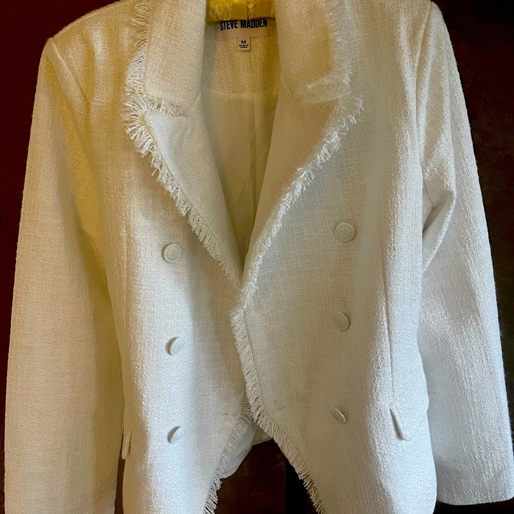 White Steve Madden Blazer. Size M
